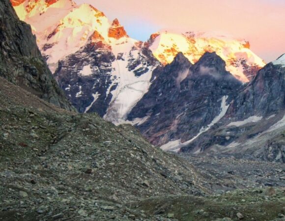 The-Best-Time-to-Go-on-the-Hampta-Pass-Trek-Turuhi-1200x1200